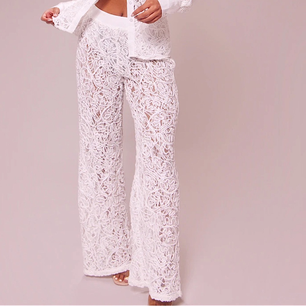 NWT PLT WHITE WOVEN JACQUARD LACE WIDE LEG PANTS

US Size 12